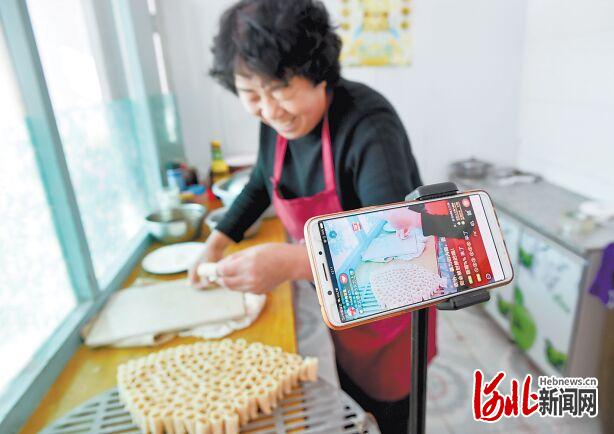 李秀梅最新动态，探索时代前沿，展现多元魅力